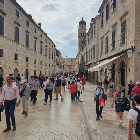 Domecek Snu Natalia Apartment Orebić