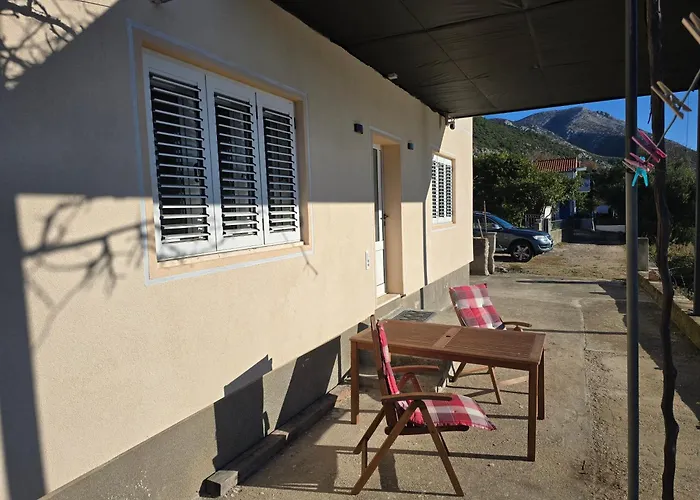 Domecek Snu Natalia * Orebić