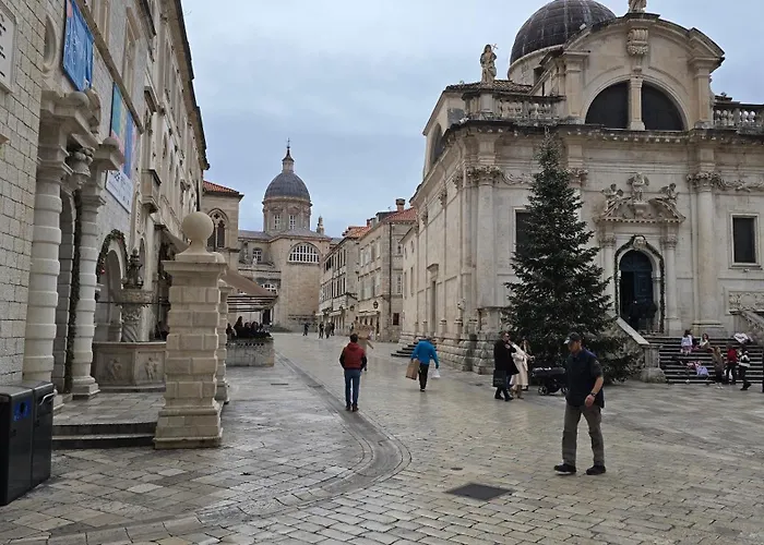 Domecek Snu Natalia * Orebić